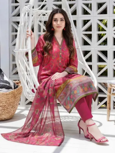 3 Pcs Ladies Printed Suit – Elegant Pink Floral Collection